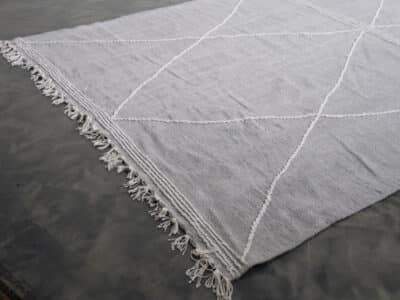 7x10 Light Grey Moroccan Kilim Rug - Image 5