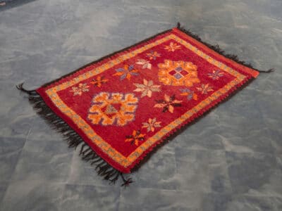 3x5 Red Small Vintage Rug - Image 2