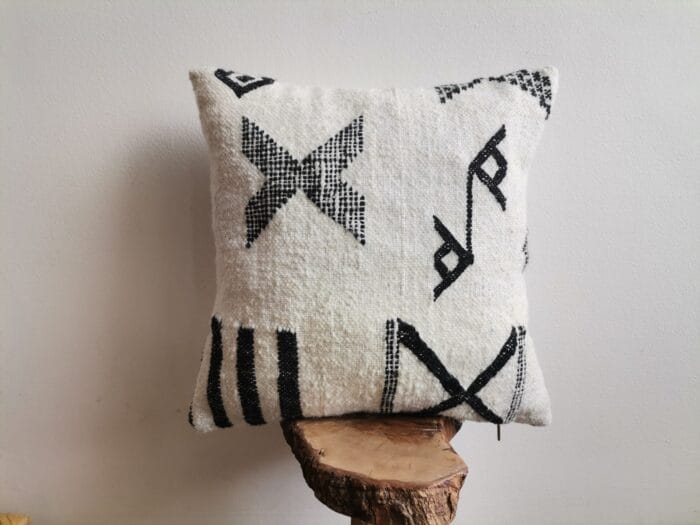 Moroccan White Black Pillow