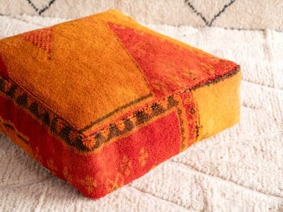 24X24X8'' Morocco Vintage Carpet Pouf - Image 3