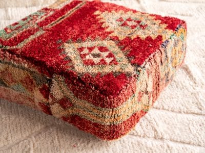 24X24X8'' Moroccan Vintage Carpet Pouf - Image 4