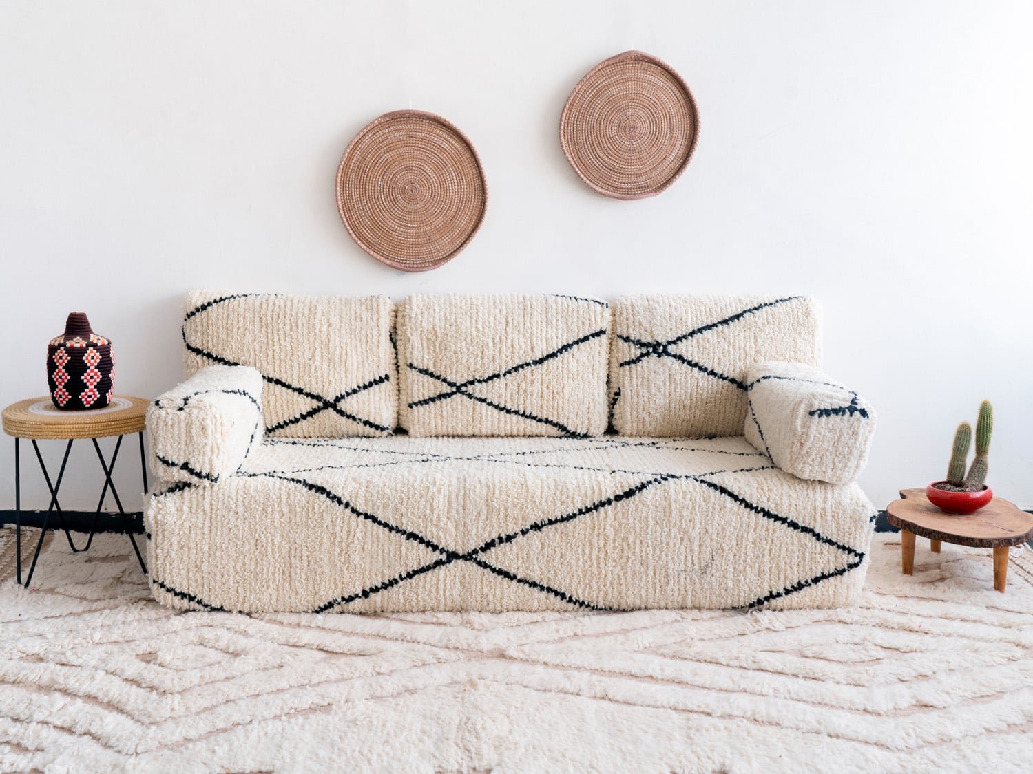Moroccan Beni Ourain Floor Sofa – Handwoven