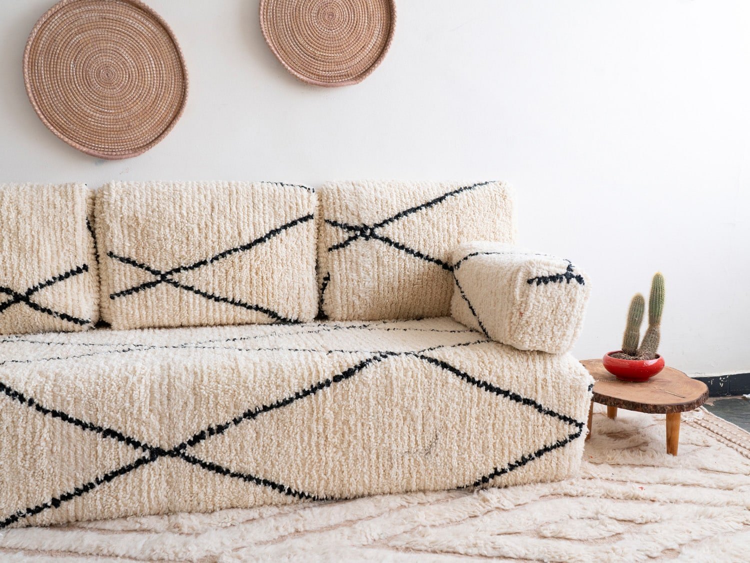 Moroccan Beni Ourain Floor Sofa – Handwoven