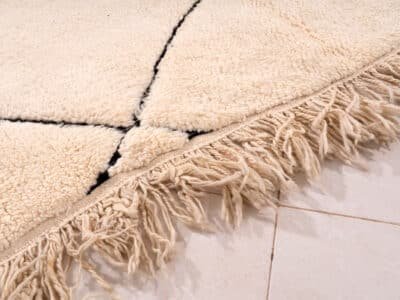 5x8 Soft Berber Rug White - Image 5