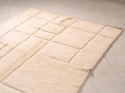 6x9 White Beni Rug - Image 3