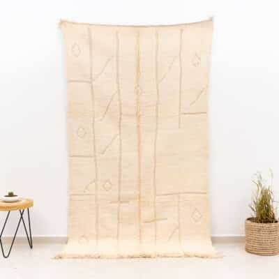 White Soft Moroccan Carpet, modern Beni Ourain
