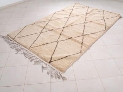 5x8 Soft Berber Carpet White - Image 2