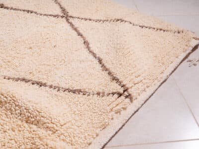 5x8 Soft Berber Carpet White - Image 6