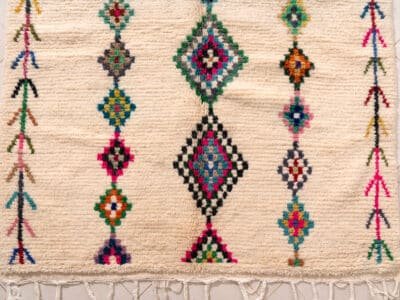 5x10 Large Rug White - Image 8