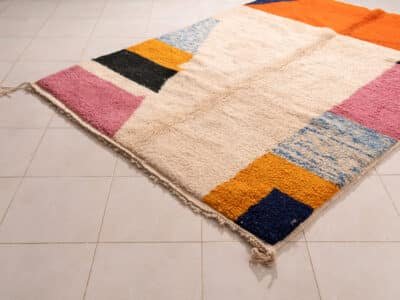 5x7 Minimal Berber Rug - Image 4
