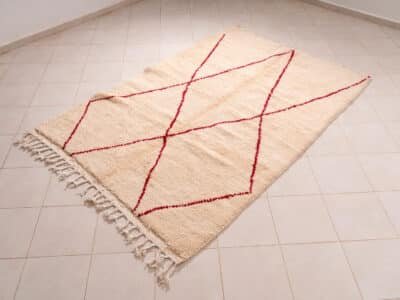 5x8 Modern White Red Carpet - Image 2