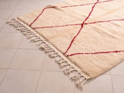 5x8 Modern White Red Carpet - Image 4