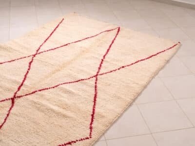 5x8 Modern White Red Carpet - Image 3