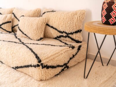 210 cm // 7 ft Floor Sofa Wool - Image 8