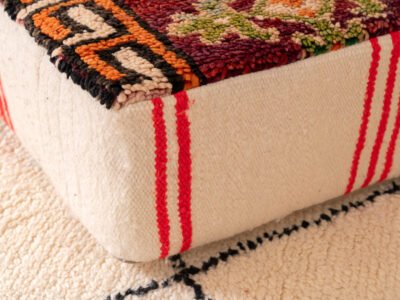 24X24X8'' Rug Pouf Morocco - Image 4