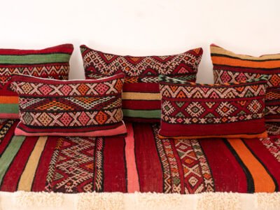 180 cm // 6 ft Oriental Floor Couch - Image 10