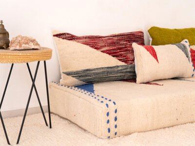 150cm // 5 ft Abstract Handmade Moroccan Kilim Sofa - Image 5