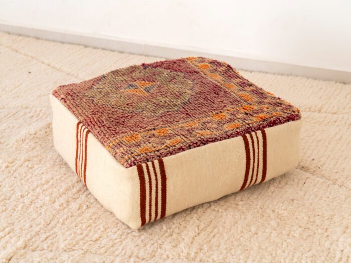 POUF417 Vintage Distressed Red Berber Pouf