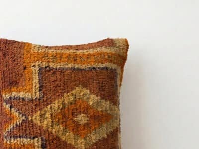 Handwoven Moroccan Berber Wool Cushion in Terracotta Tones - Image 2