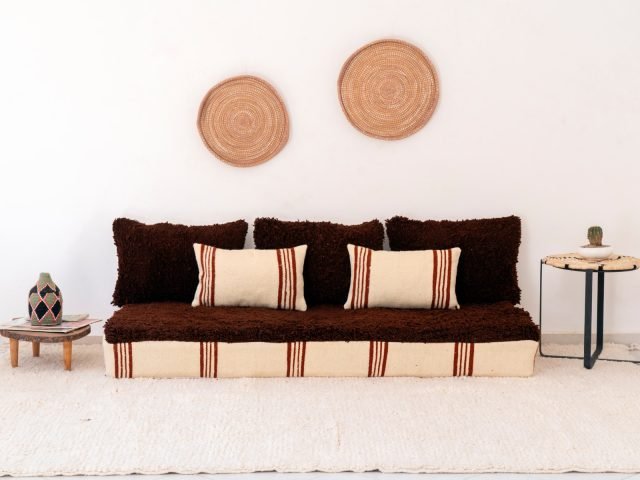 180cm // 6ft Mixed Blanket & Brown Beni Ourain Sofa